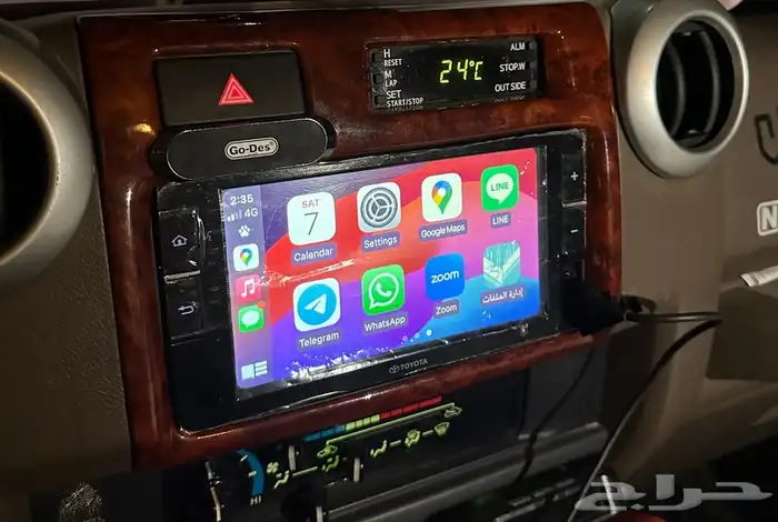 شاشات تايوتا الاصليه جديدة بالاستيكر ابل كاربلاي 0