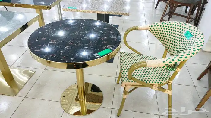 كراسي وطاولات كوفي شوب 40