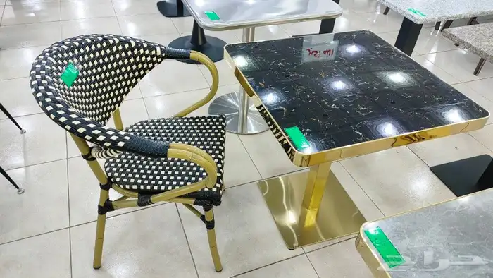 كراسي وطاولات كوفي شوب 36