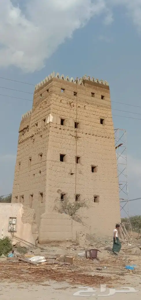 ترميم البيوت التراثيه وبناء جديد وتلبيس حجر وبناء 1