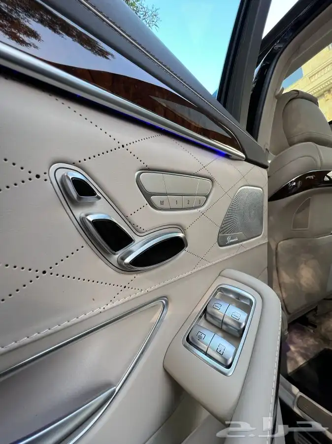 تم البيع مرسيدس 2016 الجفالي مخزن عداد 31 الف كم 50