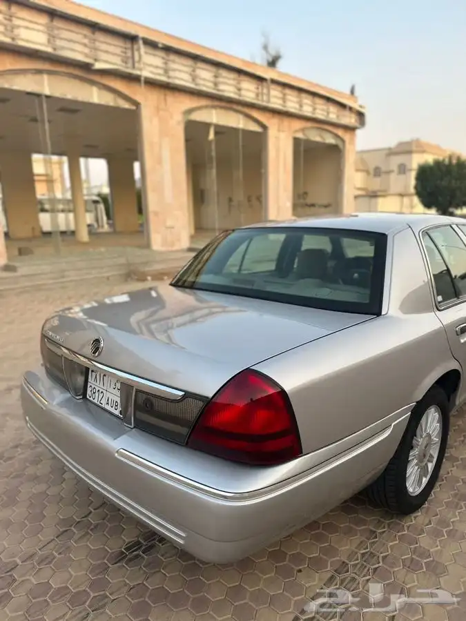 جراند ماركيز 2010 .. تم البيع .. 8