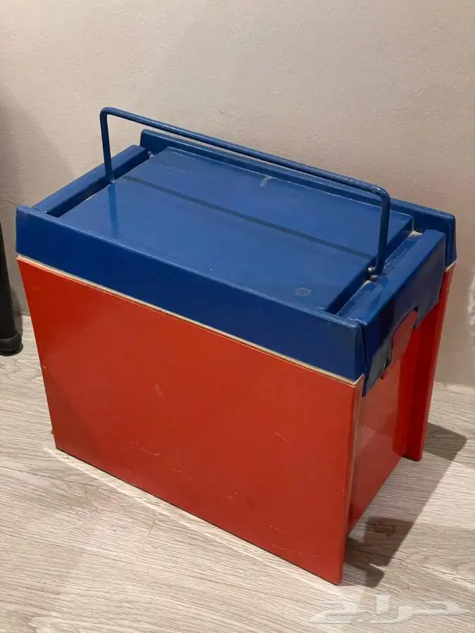 حافظه ( ثلاجه) صناعه امريكيه 1