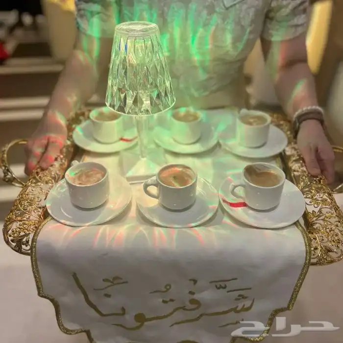 قهوجي وصبابين رجال ونساء 15