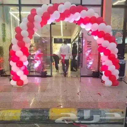 تاجير بالونات راقصه ممرات بنفسجي قوس بالونات فرشات ملكي 0