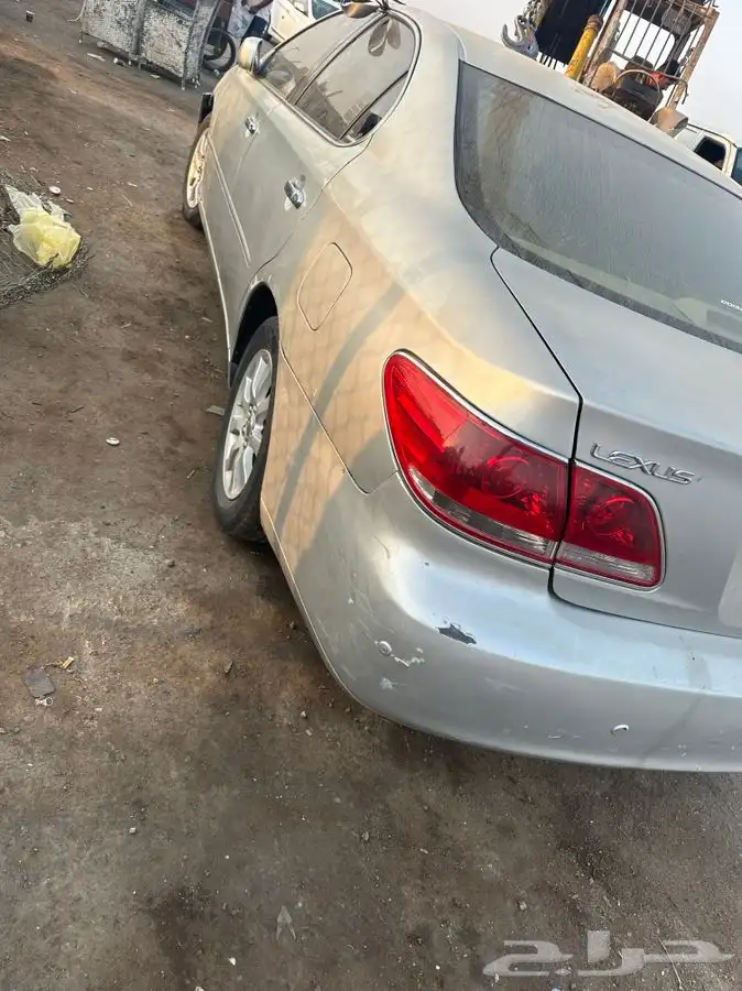 السيارة لكزس E s 300 بيع تشليح قطع غيار 2