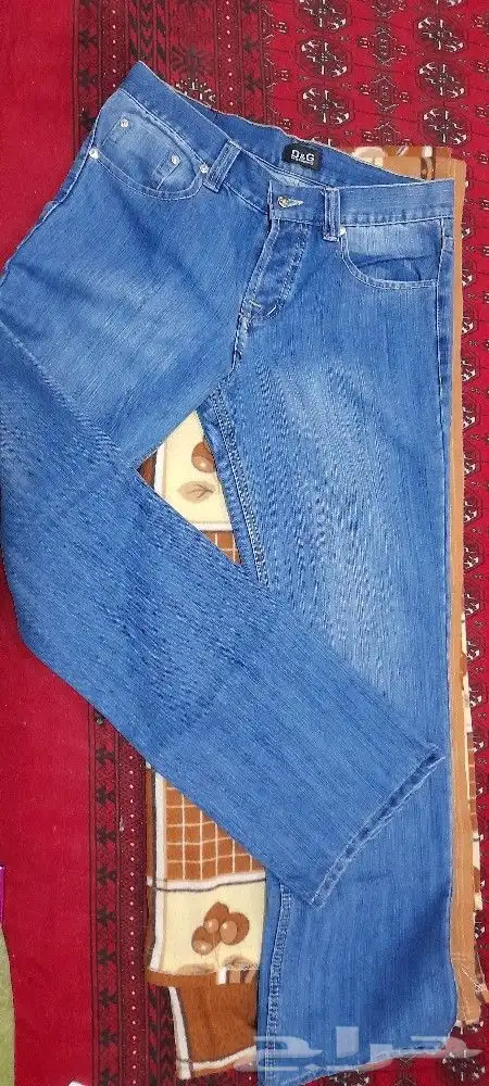 بنطلون جينز ازرق سماوي بحري جديد لم يستخدم مقاس 30 32 السعر 100 ريال 8