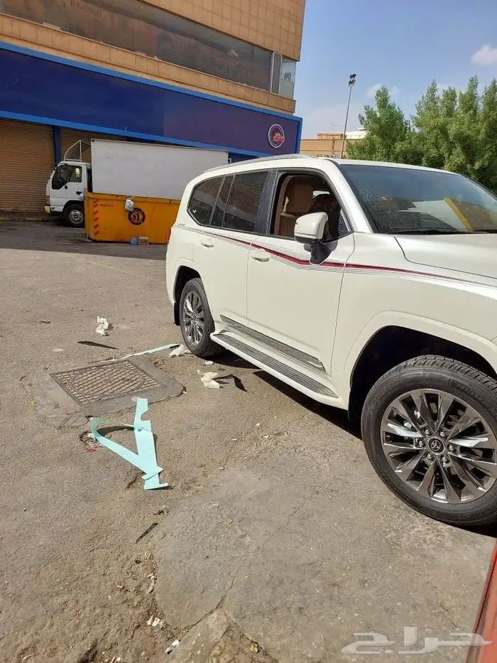 اكسسوارات لاندكروزر 23وخطوط 11