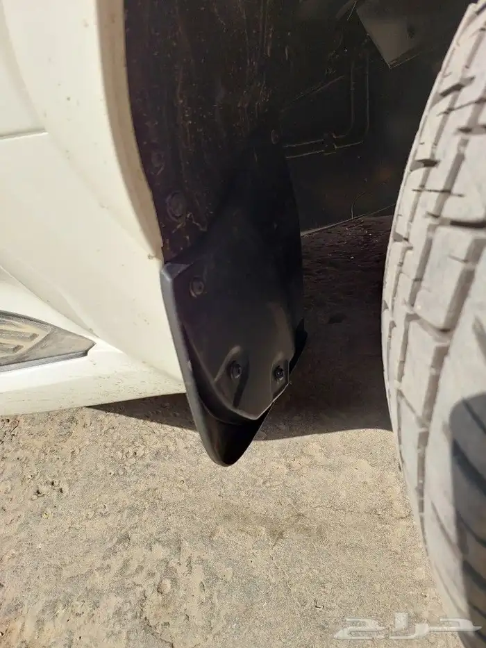 اكسسوارات لاندكروزر 23وخطوط 13