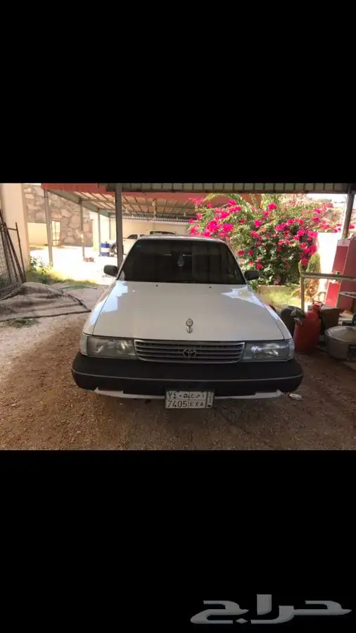 كرسيدا نظيفه جدا مشاء الله 1