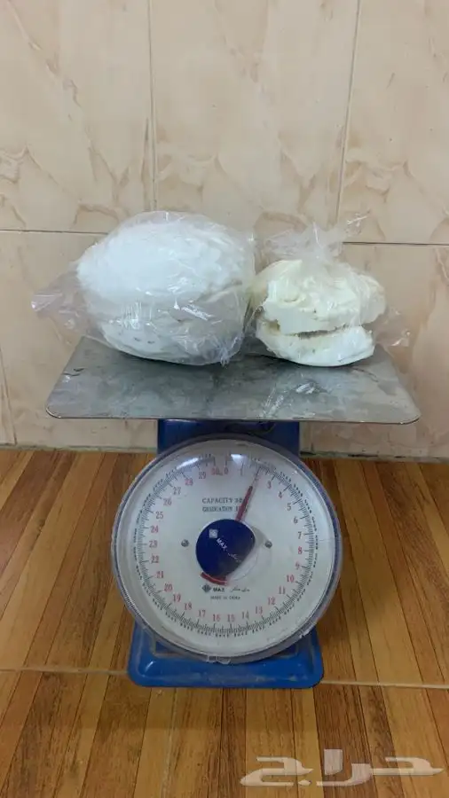 زبد وسمن غنم صافي شغل نظيف   كيلو الزبد 130 والسمن 180 0