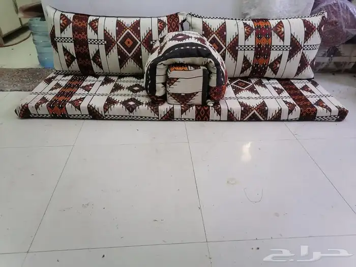 يتوفر الجلسات الفرشات التركي 1