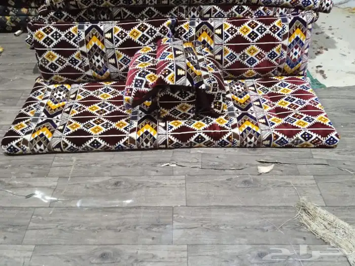 يتوفر الجلسات الفرشات التركي 0