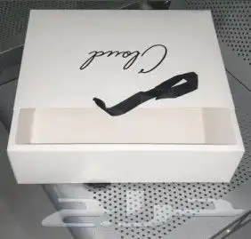 طباعه استكر لاصق كروت ليبل قماش تاق لوقو بوكس عبايه اكياس 4