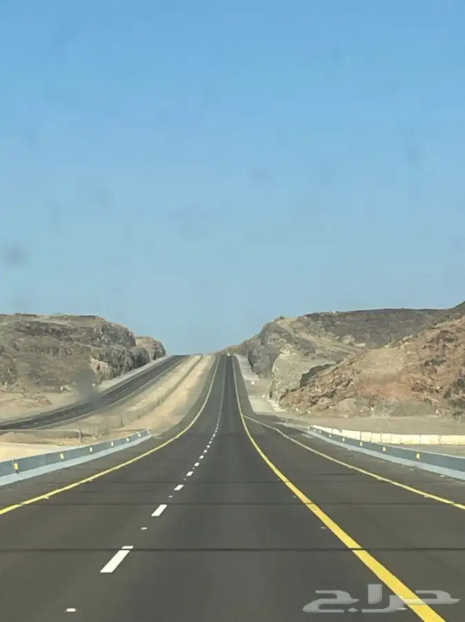 خدمة سطحه لنقل السيارات الجديدة والقديمة 0
