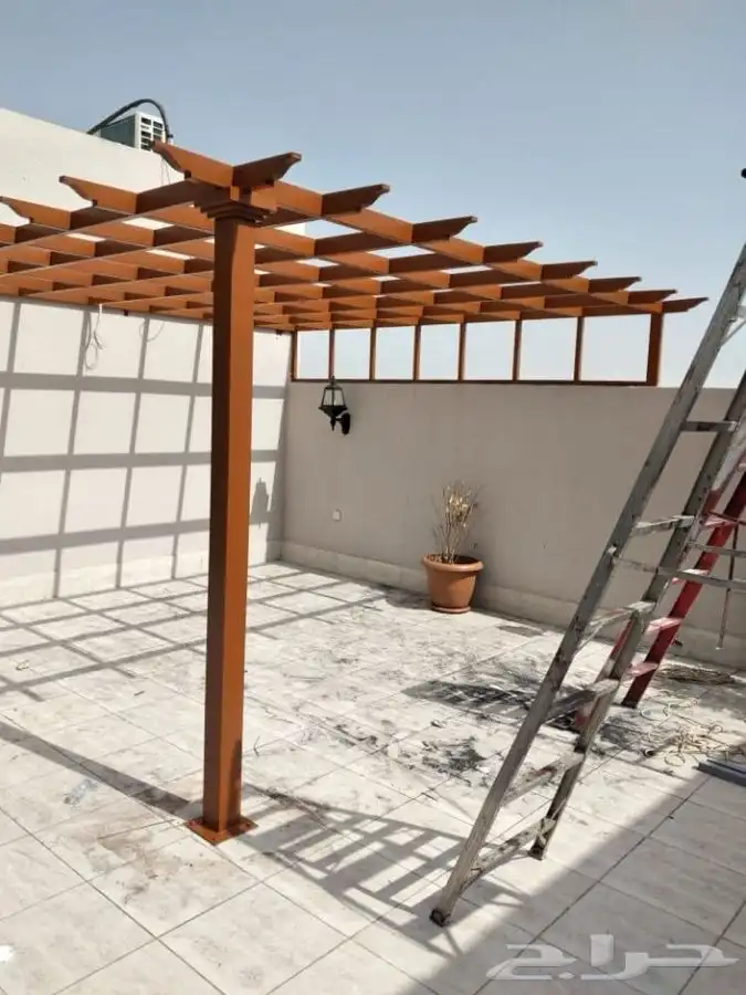 مضلات برجولات جلسات خارجيه سواتر ديكورات ترميمات شامله 90