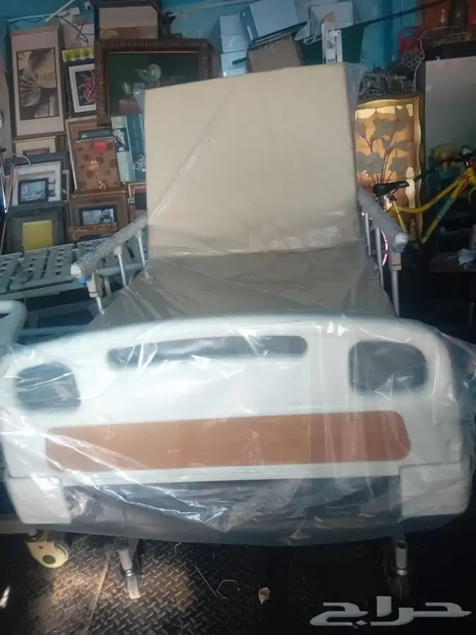 سرير طبي 8 حركات - 1200 ريال 6