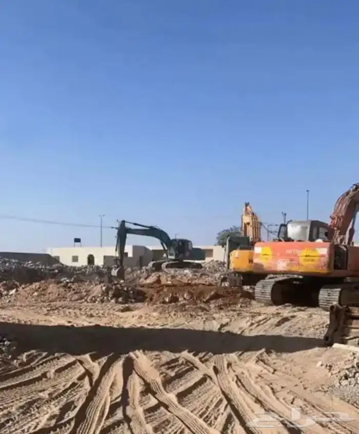 بوكلين هدم عماير استراحات عنيزه 0