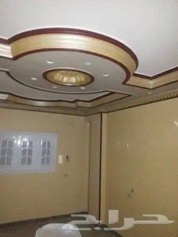 دهانات داخلية وخارجية وعوازل الخزانات وتركيب الفوم وبديل اله 23