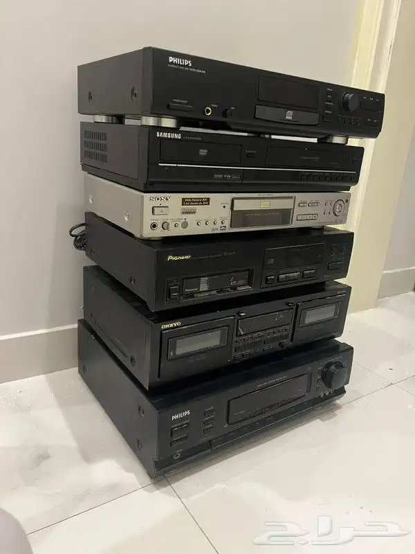 جهاز فديوا VCR صوتي دفيدي DVD مستعمل 1