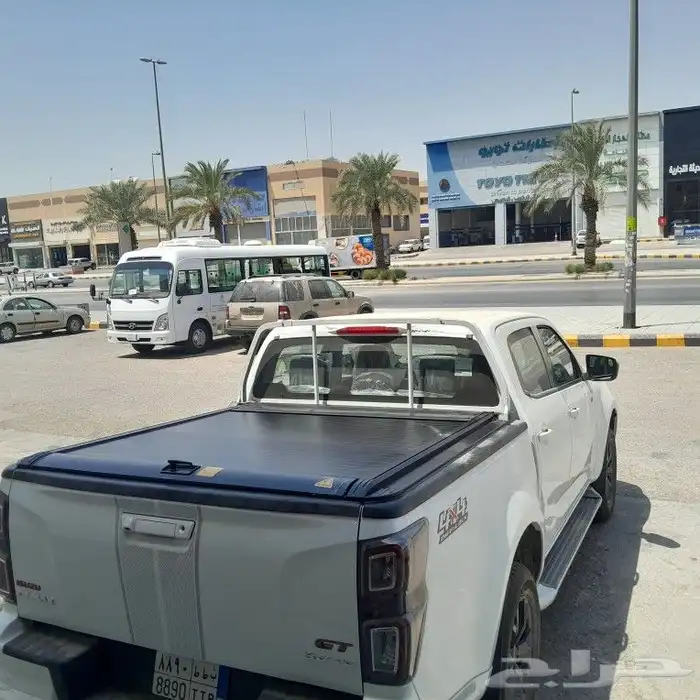 غطاء حوض ايسوزو ديمكس غمارتين 2023 قابل للسحب 0