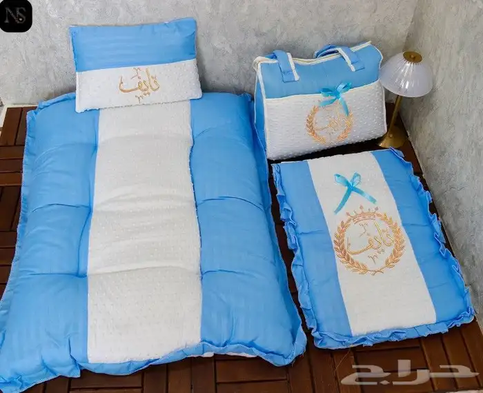 طقم مواليد مكتمل بالاسم الوان مميزه 1
