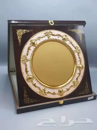 دروع تذكارية 19