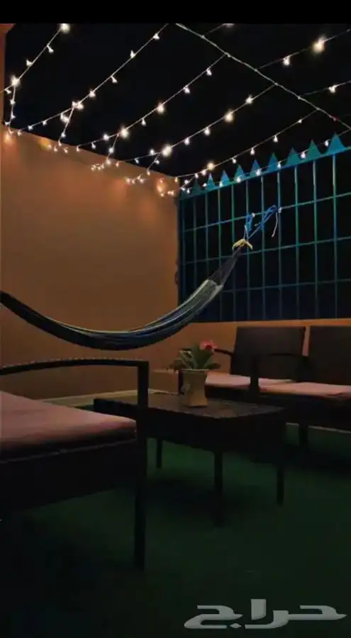 السودة بجلسة خارجية داخل السكن اطلالة خاصة 32