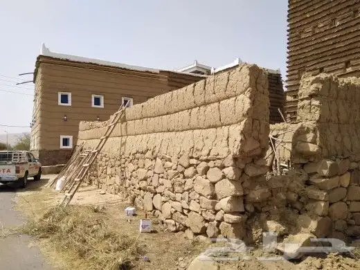 ترميم البيوت الطين وبناء جديد وتلبيس حجر وبنا 38