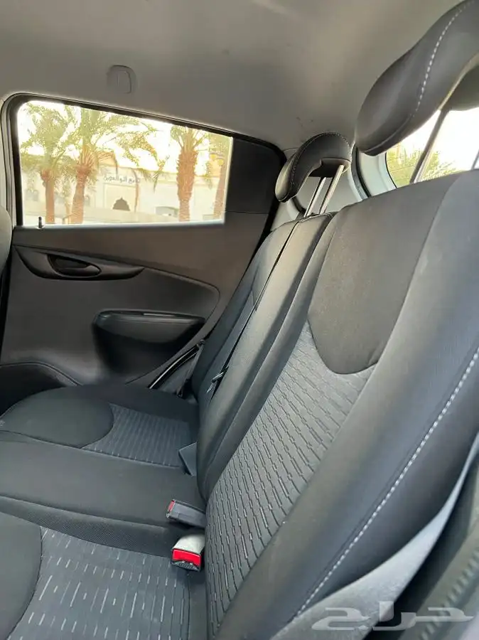 سبارك مديل 2020 تم البيع 36