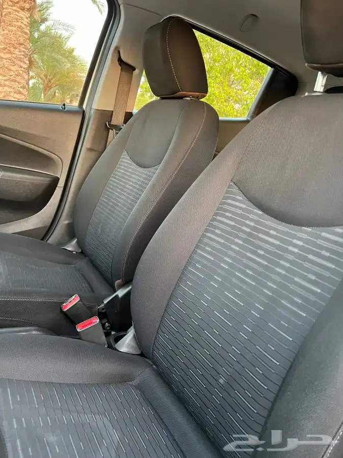 سبارك مديل 2020 تم البيع 29