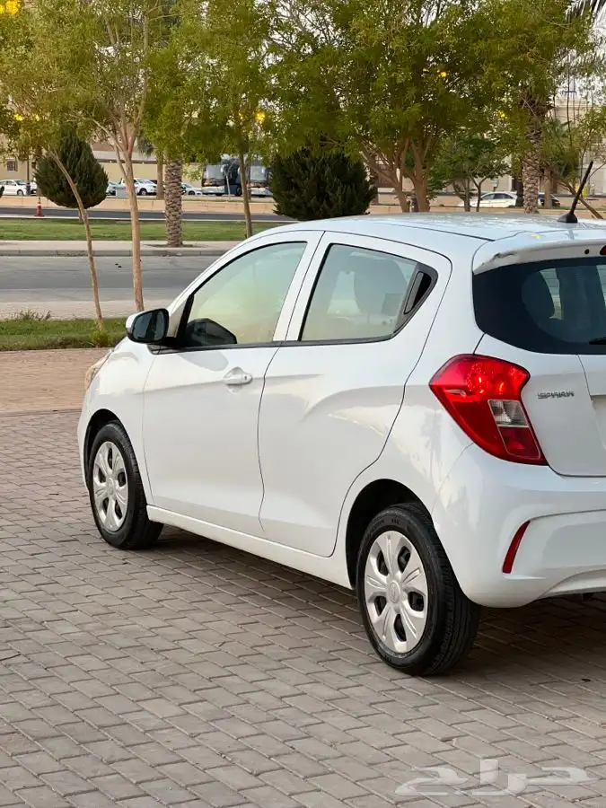 سبارك مديل 2020 تم البيع 8