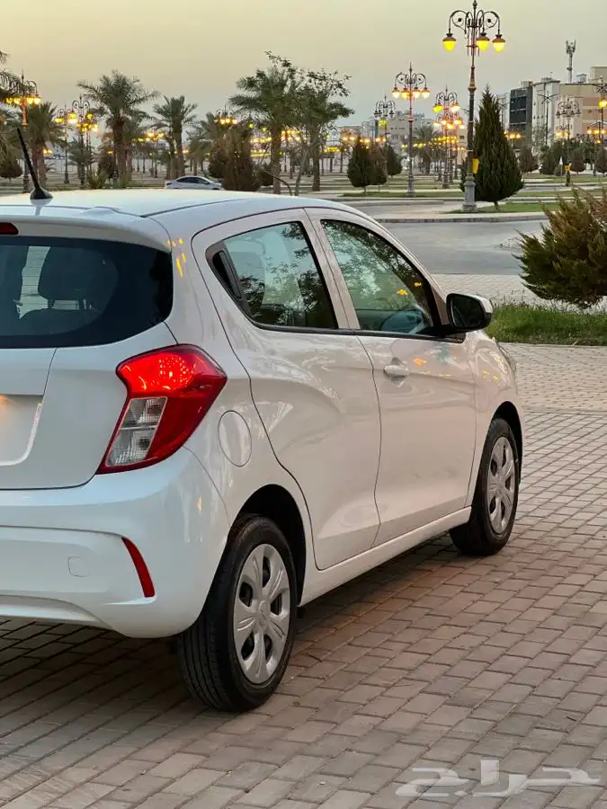 سبارك مديل 2020 تم البيع 5