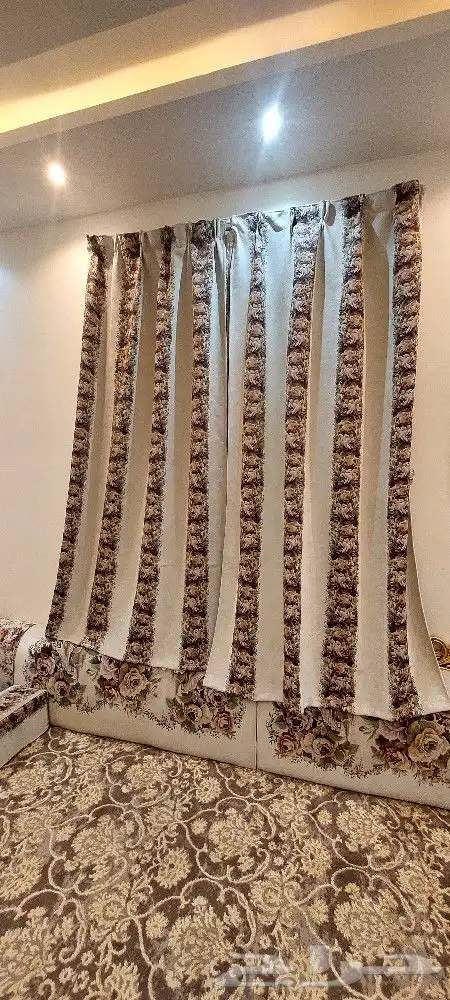 جلسه ارضيه مع فرش نظيفه 2