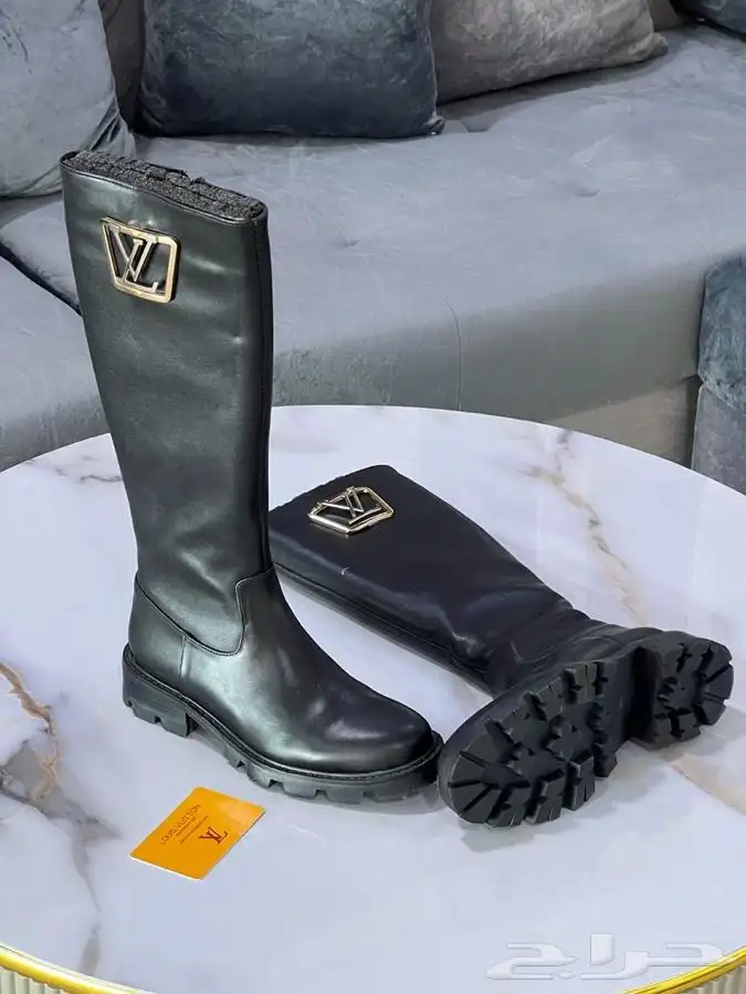 جاكيتات و ابوات شتويه نسائية 43