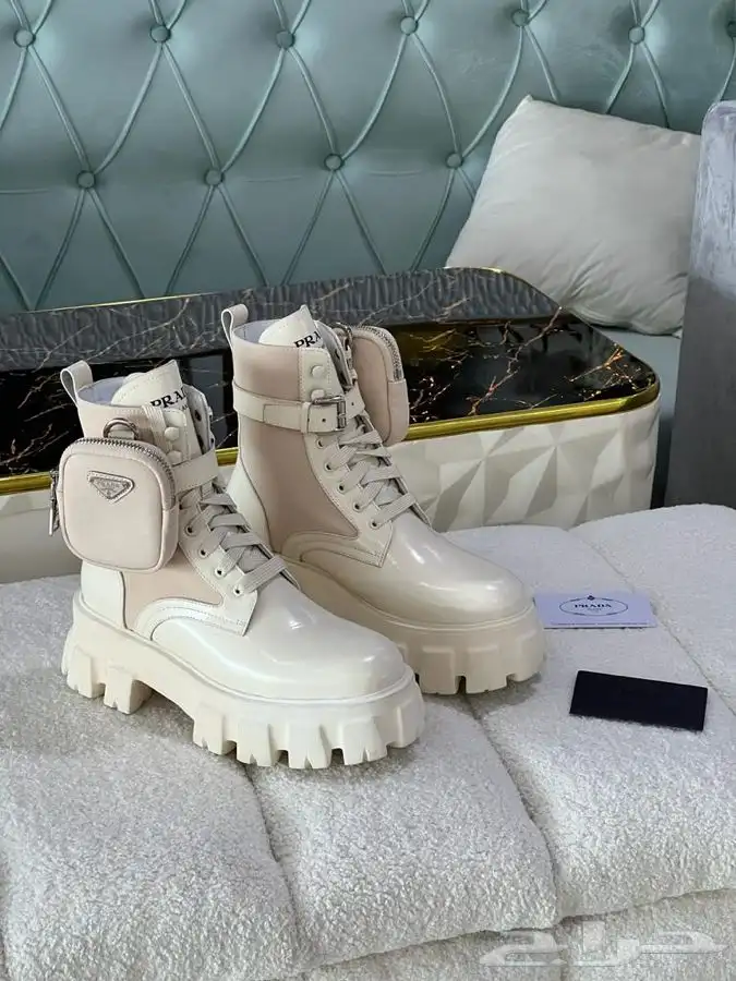 جاكيتات و ابوات شتويه نسائية 38