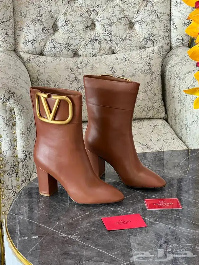 جاكيتات و ابوات شتويه نسائية 36