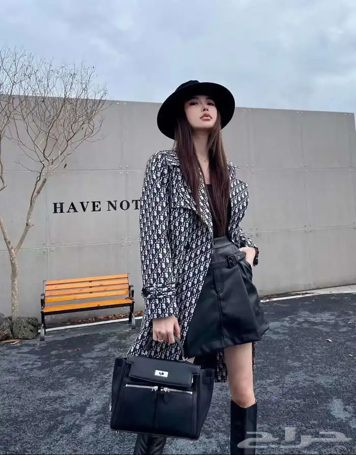 جاكيتات و ابوات شتويه نسائية 56