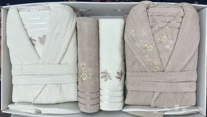 طقم ارواب مناشف ب260 ريال صناعه تركيه 0