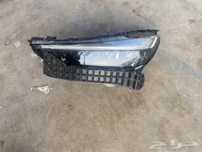 للبيع شمعه يسار هوندا HR-V 2024 4