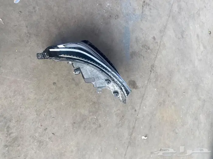 للبيع شمعه يسار هوندا HR-V 2024 3
