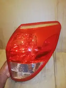 للبيع اسطب خلفي يمين تويوتا راف فور موديل 2008 اصلي مستعمل 4