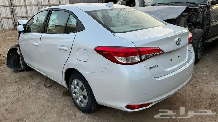 تويوتا يارس 2022 مصدوم قطع غيار تشليح 1