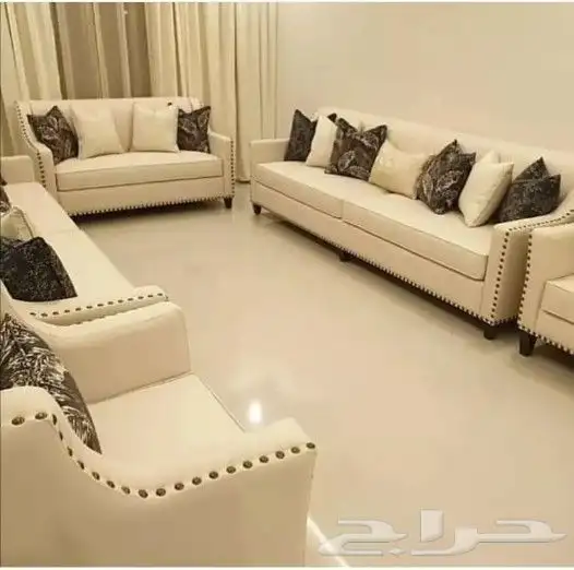 تصميم جميع انواع الكنب والمجالس العربيه 0
