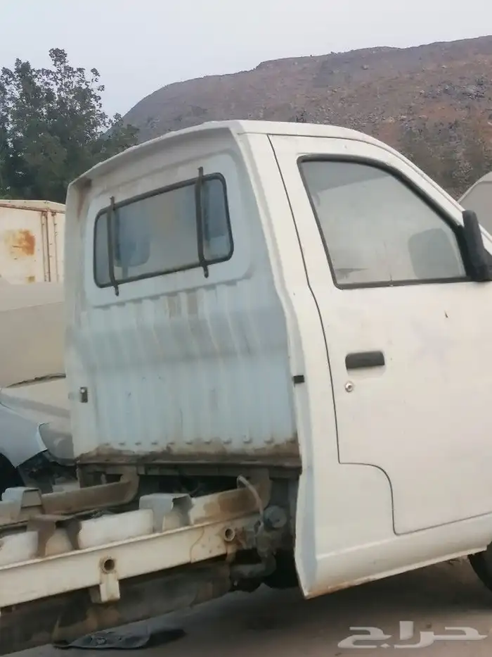 دباب ليفان تشليح قطع غيار 10
