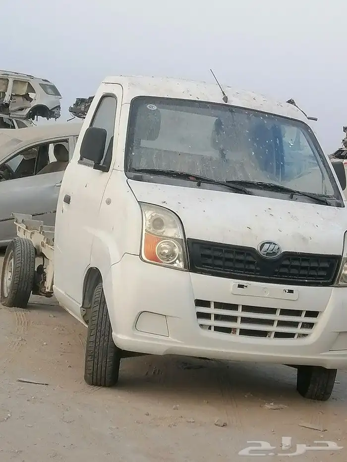 دباب ليفان تشليح قطع غيار 6
