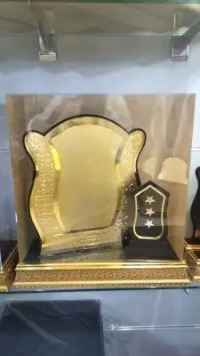 دروع وسيوف ومشالح وأطقم هدايا للمناسبات 1