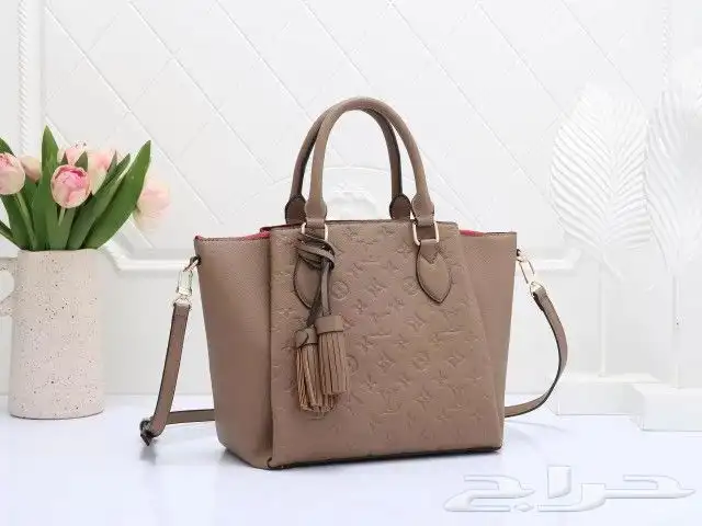 شنط ماركة لويس فيتون 7 موديلات 17