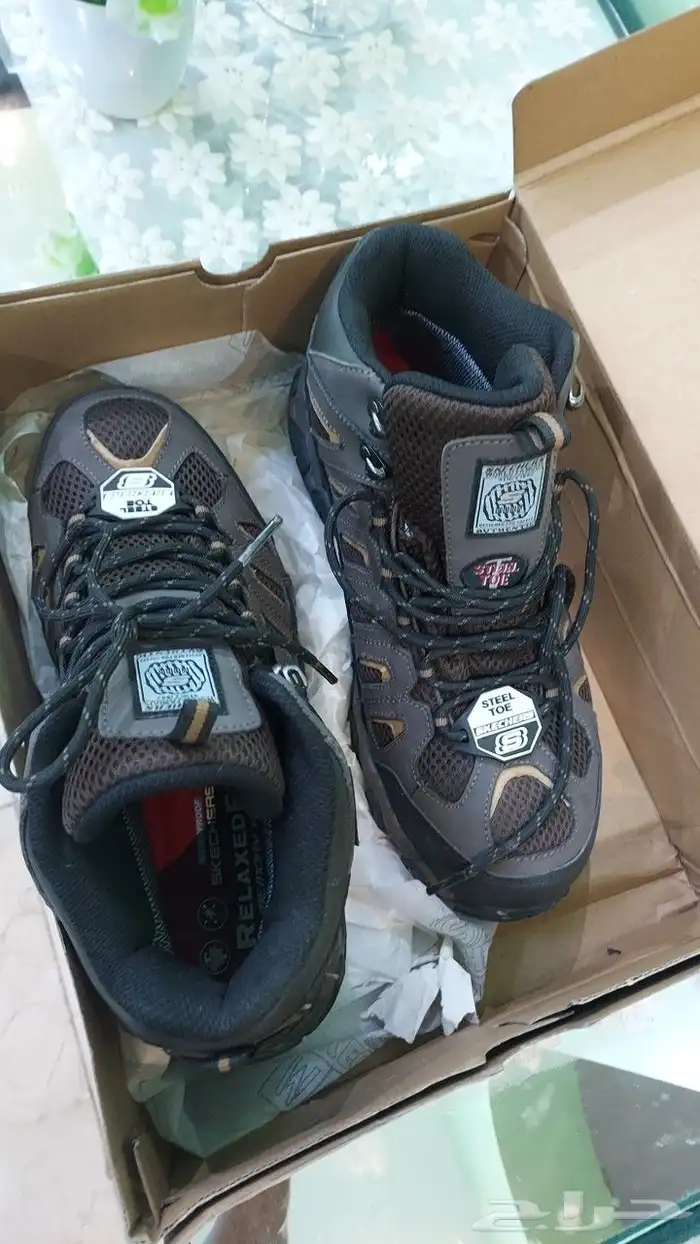 جزمة ماركة سكتشرس (skechers) الغنية عن التعريف 2
