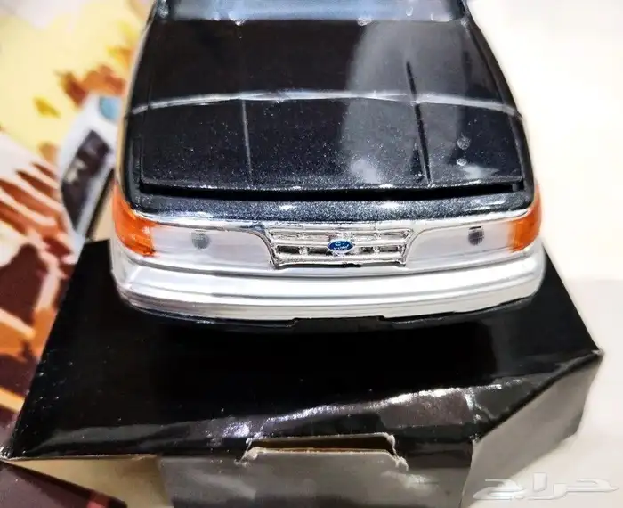 مجسم فورد كراون فكتوريا 6